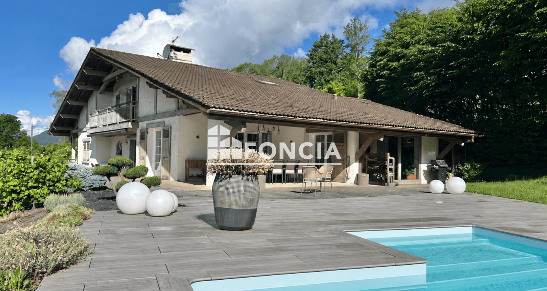 Maison à vendre, 300m², Thyez