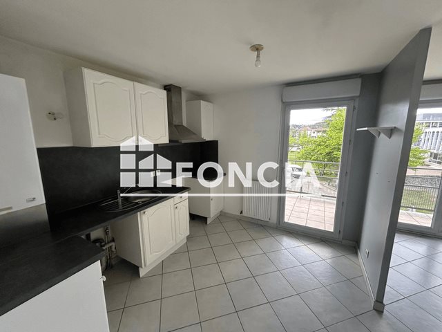 Appartement à louer, 68m², Meythet