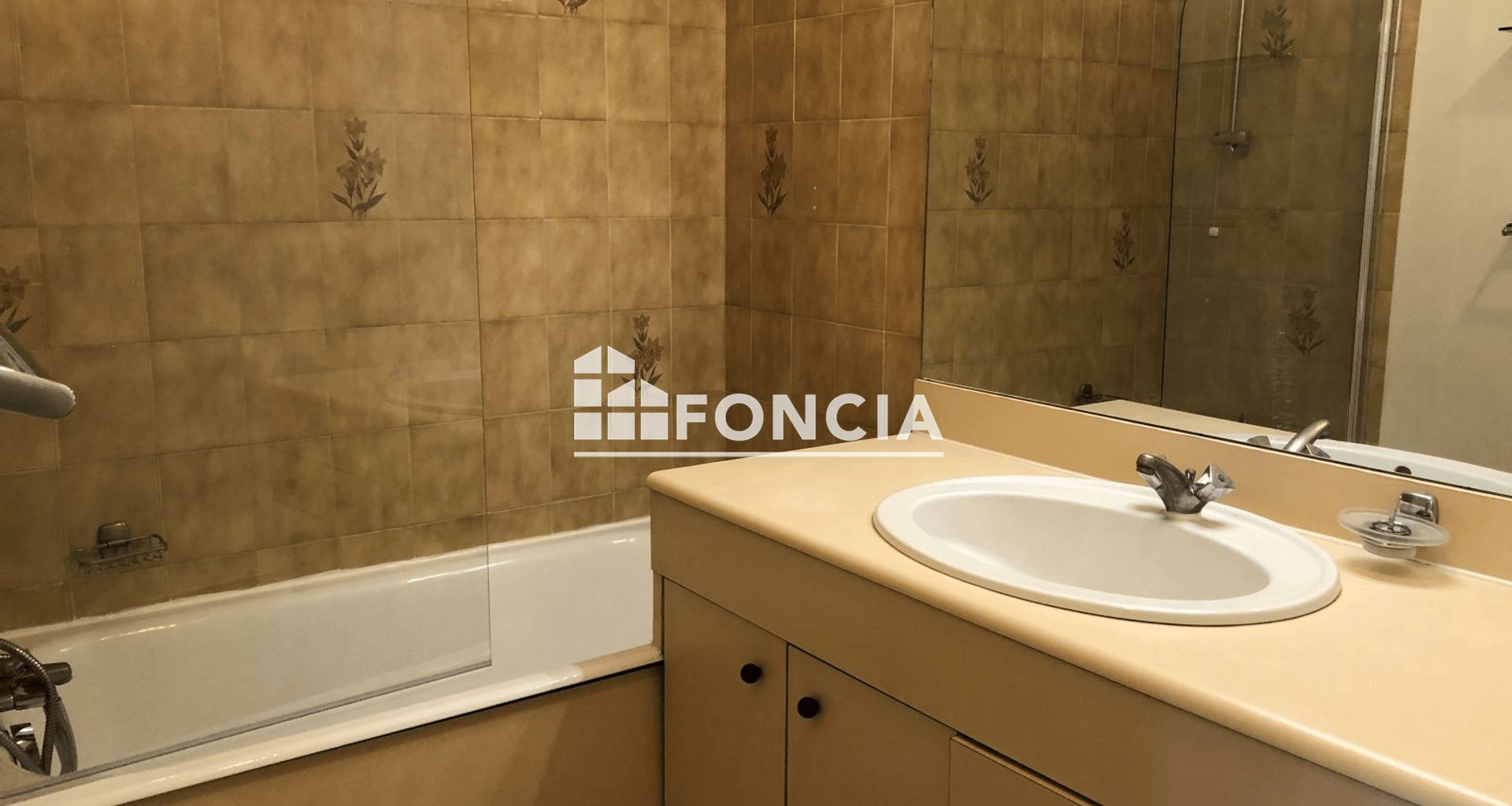 Appartement à louer, 66m², Puteaux