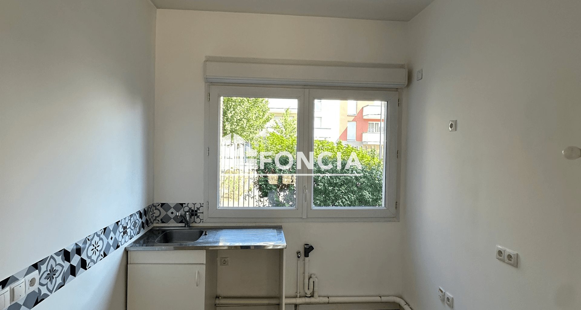 Appartement à louer, 65m², Louvres