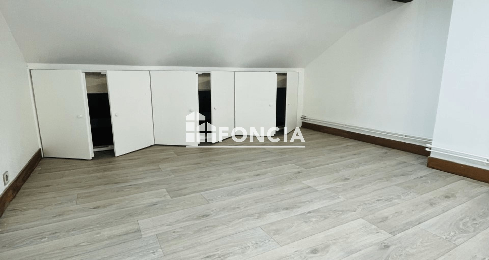 Maison à louer, 84m², Sainte-Geneviève-des-Bois