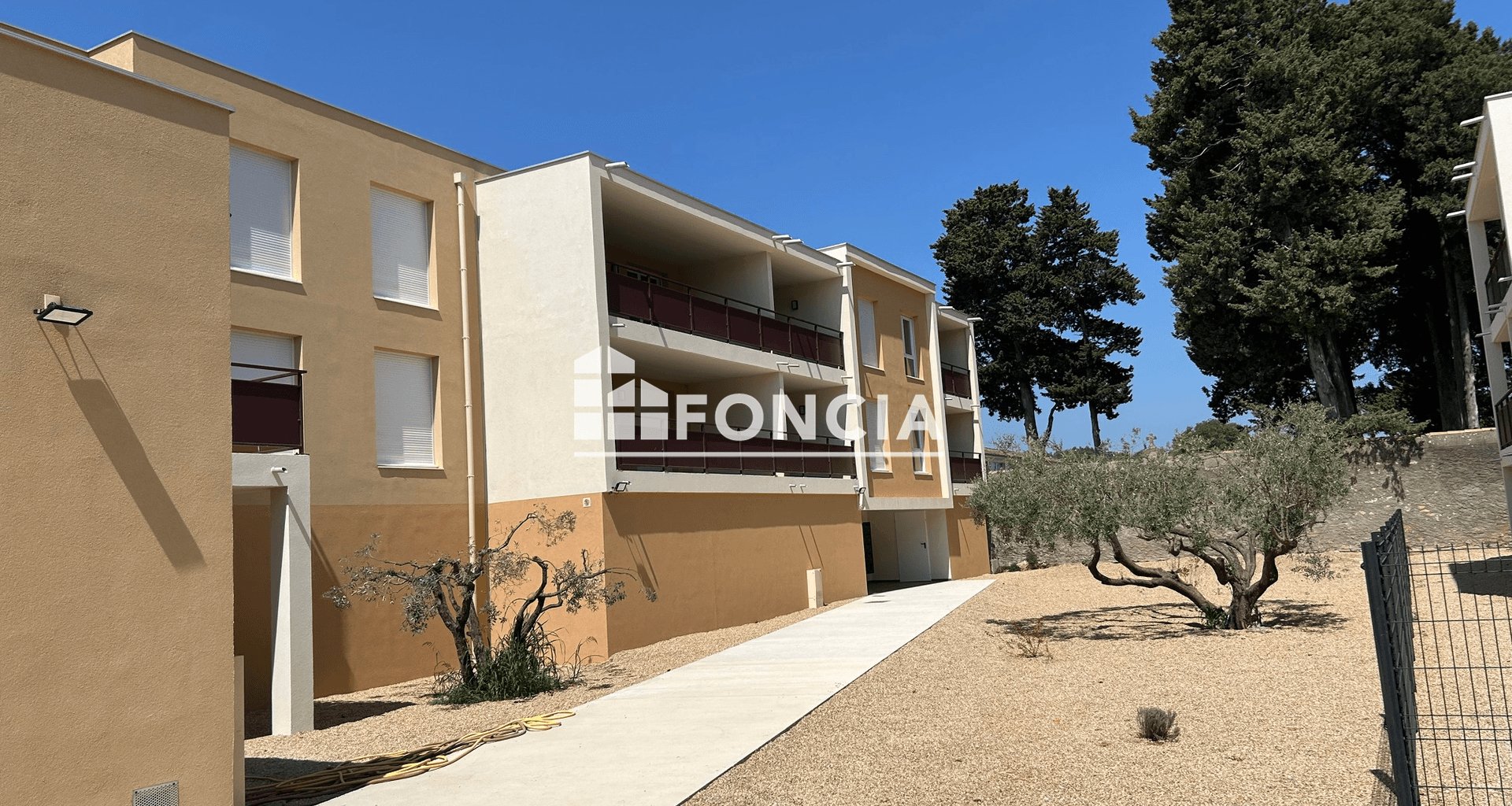 Appartement à louer, 51m², Bernis