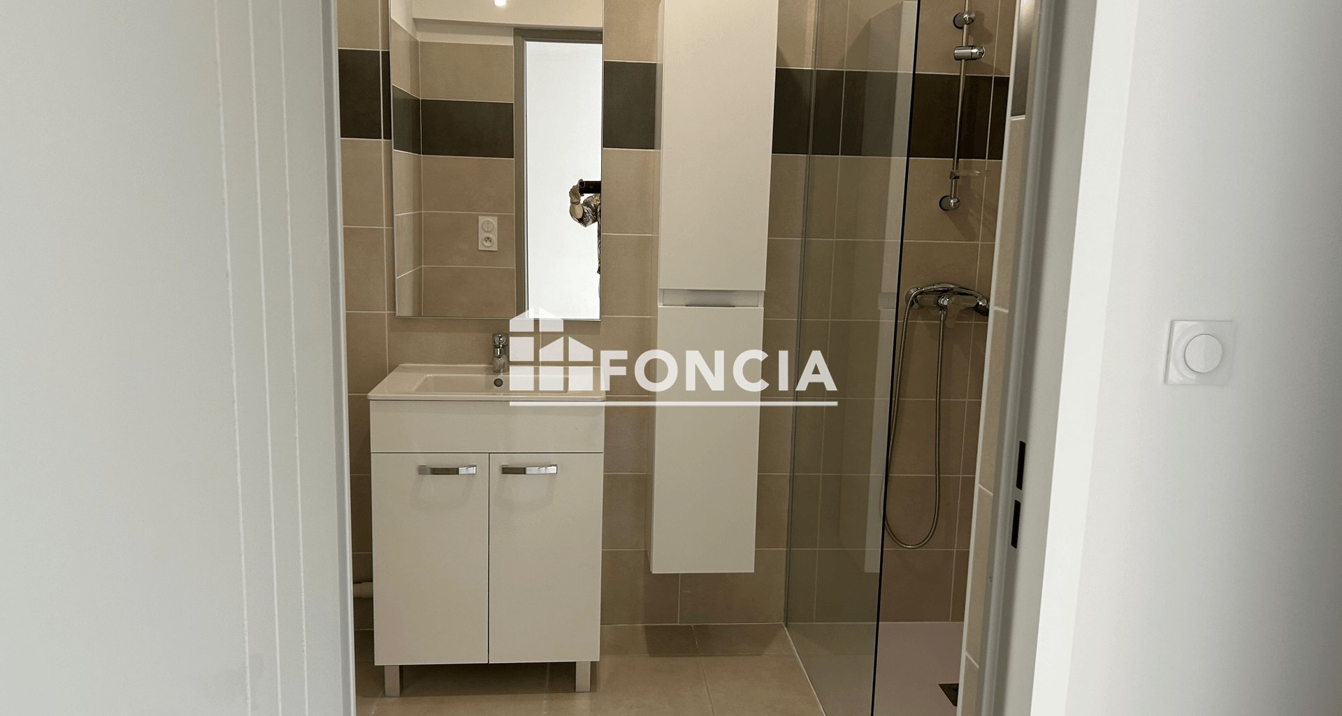 Appartement à louer, 51m², Bernis