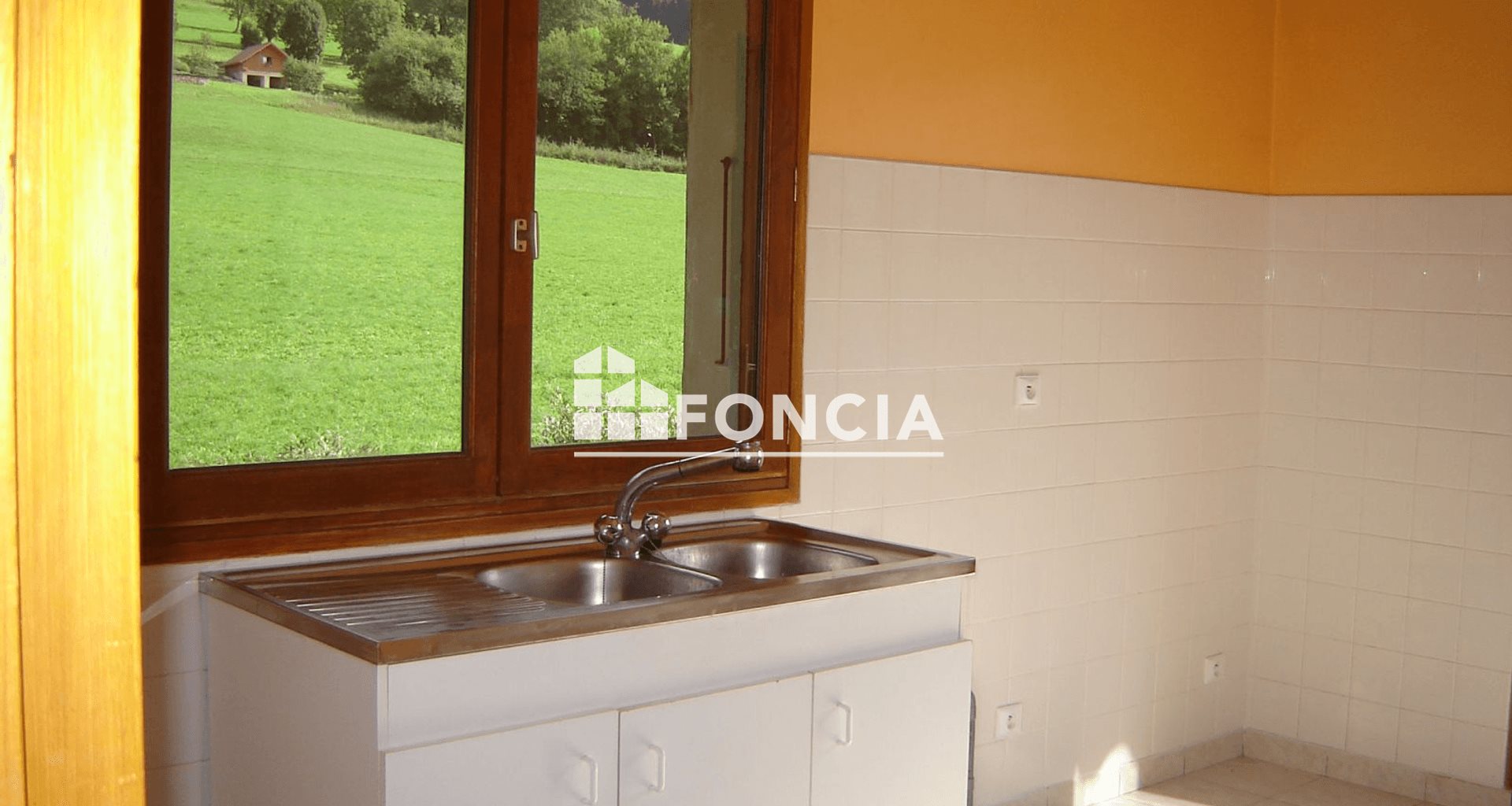 Appartement à louer, 73m², Theys
