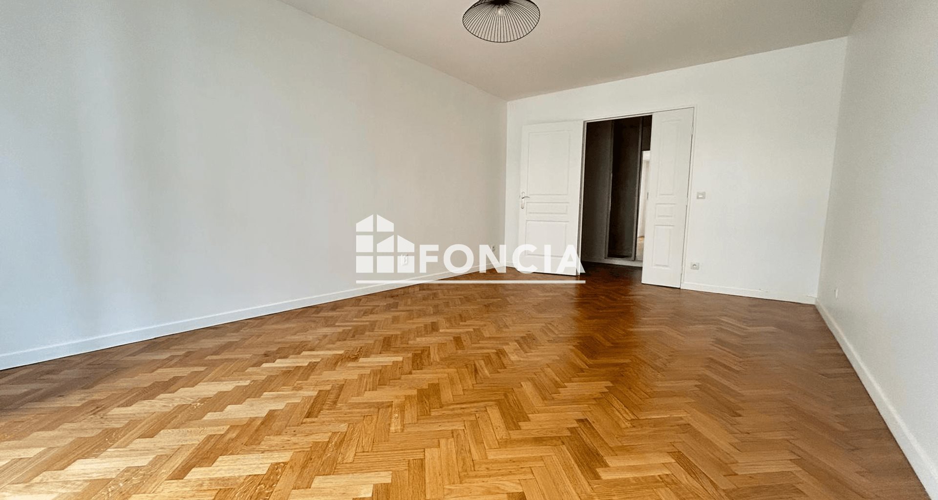 Appartement à louer, 66m², Issy-les-Moulineaux