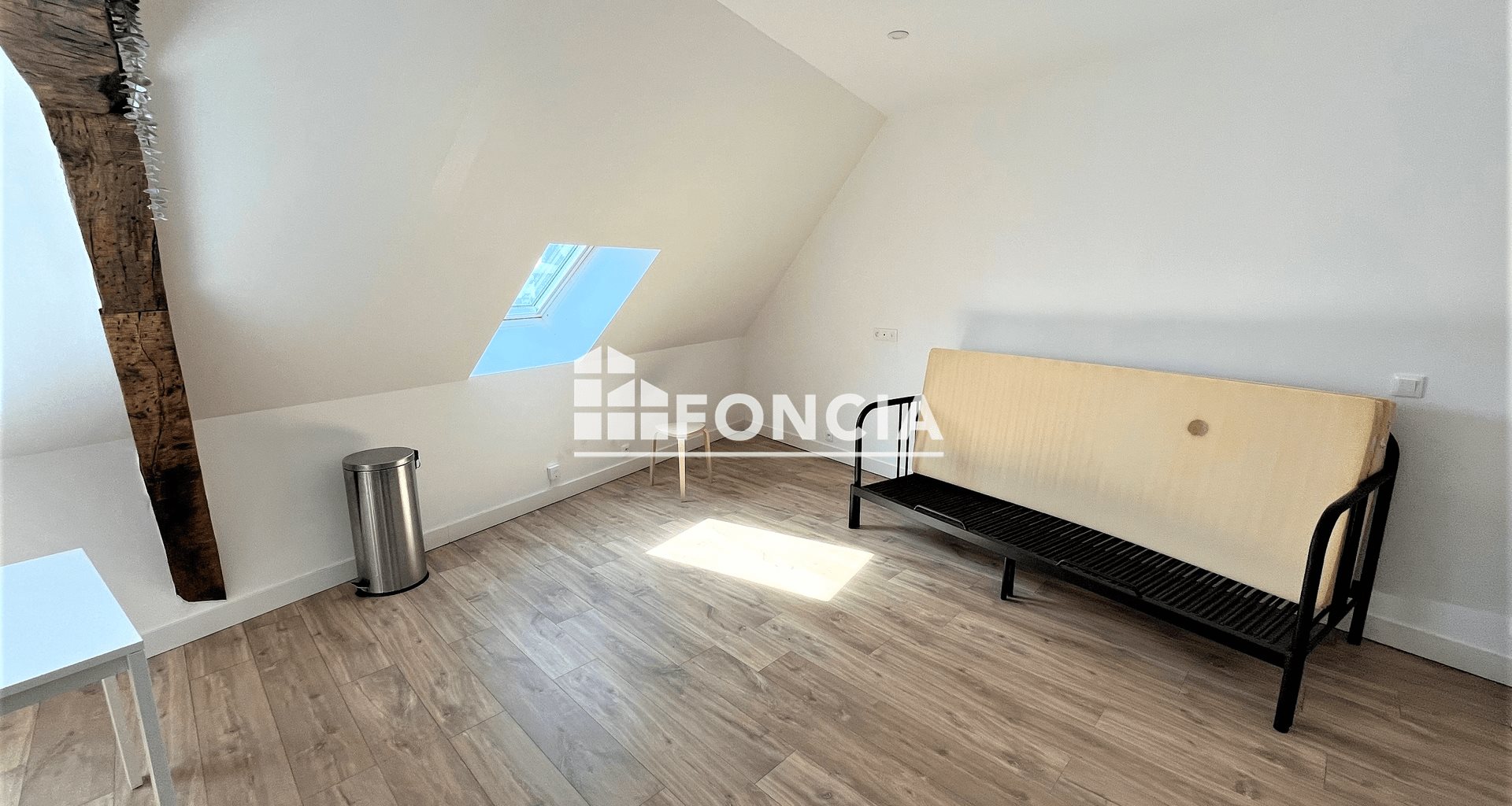 Appartement à louer, 23m², Flers