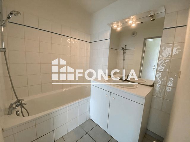 Appartement à louer, 45m², Vétraz-Monthoux