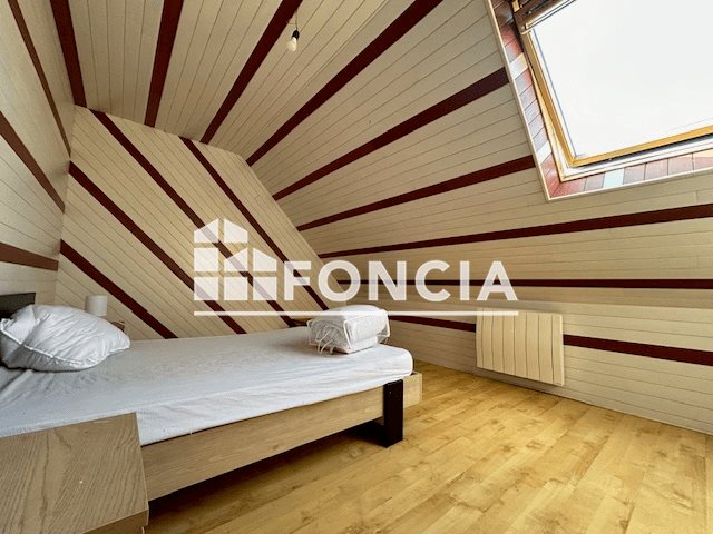 Maison à louer, 84m², Plonéour-Lanvern