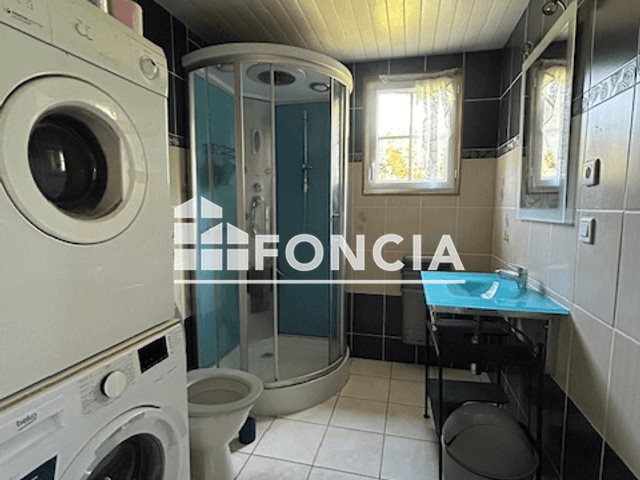 Maison à louer, 84m², Plonéour-Lanvern