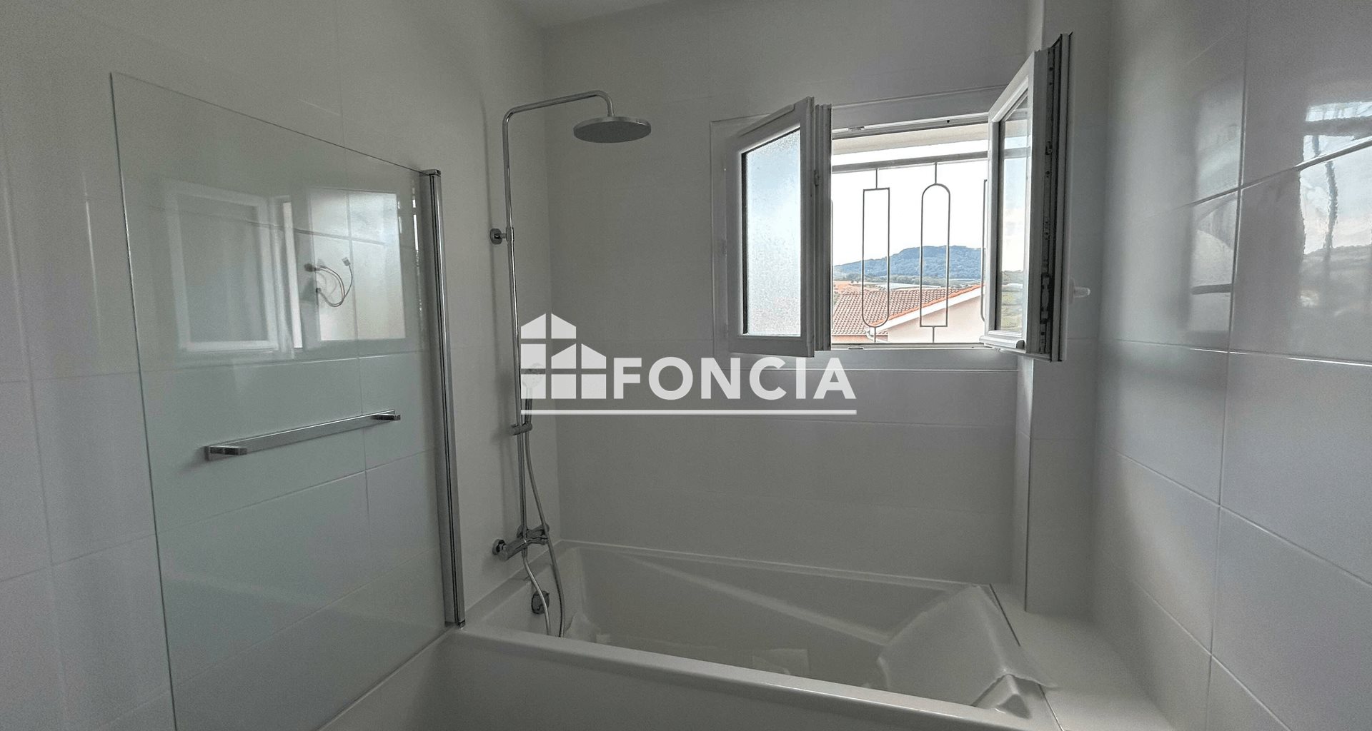 Appartement à louer, 72m², Thurins