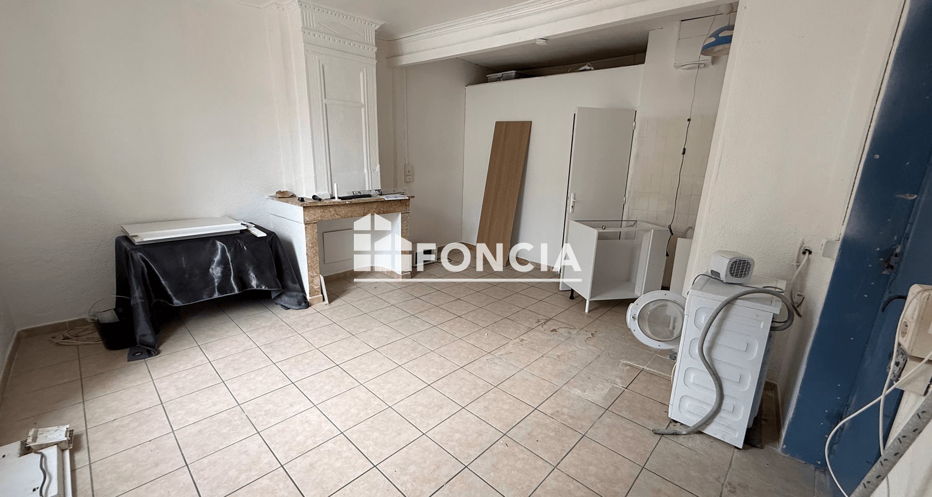 Appartement à vendre, 25m², Saint-Mitre-les-Remparts