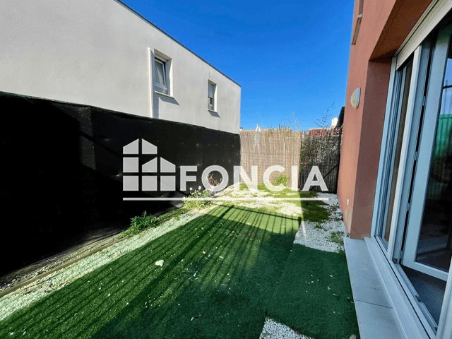 Appartement à louer, 60m², Marignane