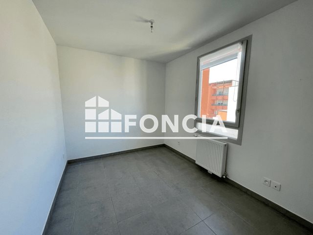 Appartement à louer, 60m², Marignane