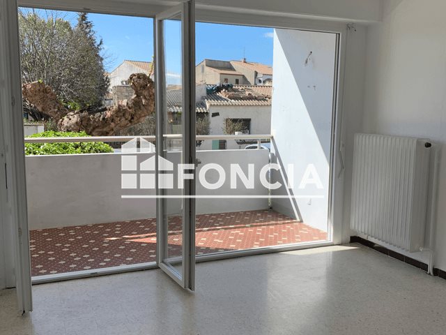 Appartement à louer, 74m², Lunel