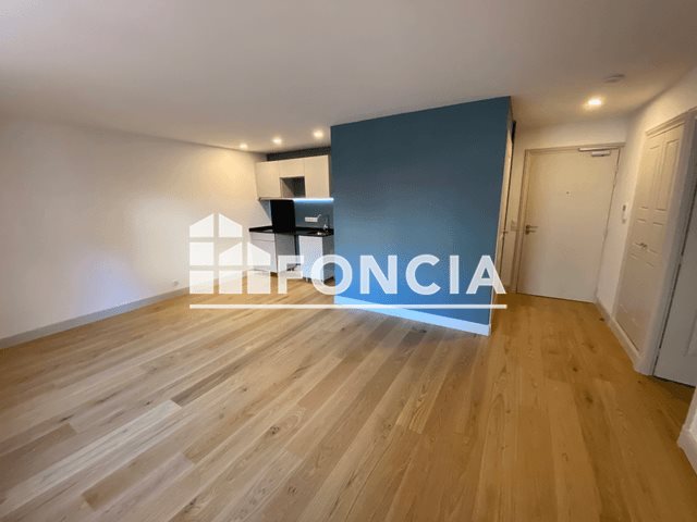 Appartement à louer, 42m², Grasse