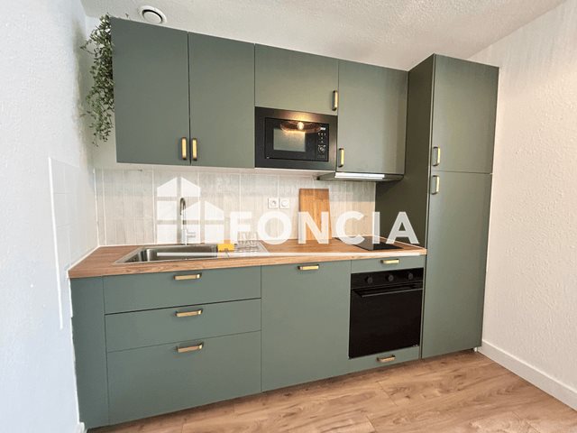 Appartement à louer, 46m², Rochefort