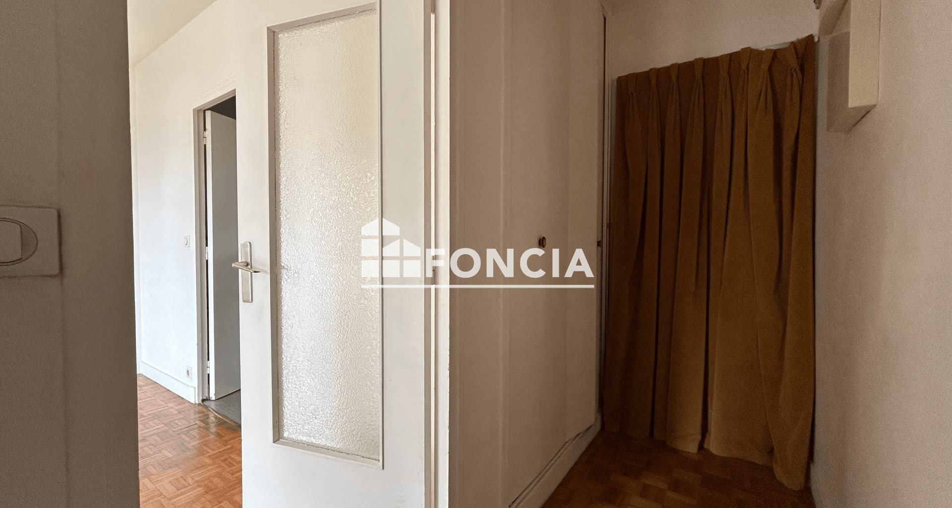 Appartement à louer, 27m², Le Pecq