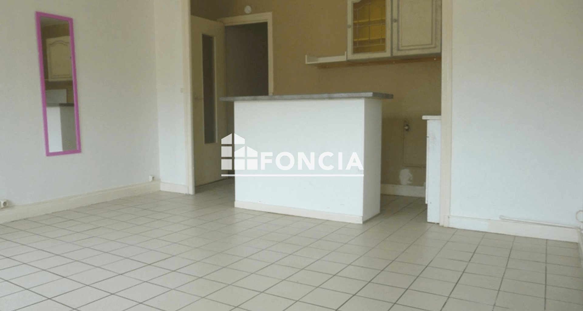 Appartement à louer, 24m², Neuville-sur-Saône