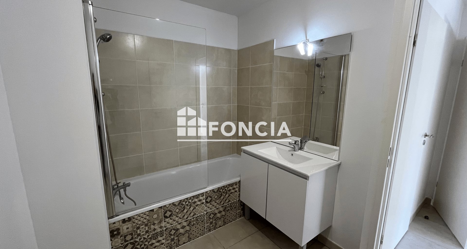 Appartement à louer, 68m², Carpentras