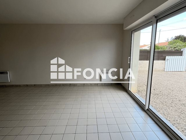 Maison à louer, 79m², Aiffres