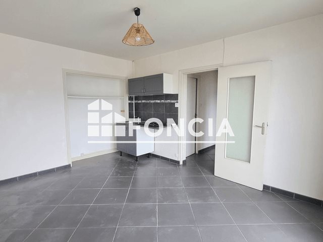 Appartement à louer, 30m², Sassenage