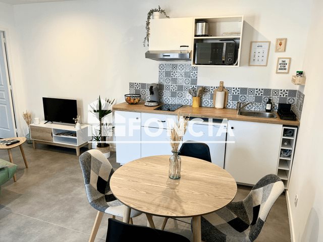 Appartement à louer, 28m², Nîmes