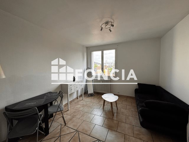 Appartement à louer, 17m², Agen