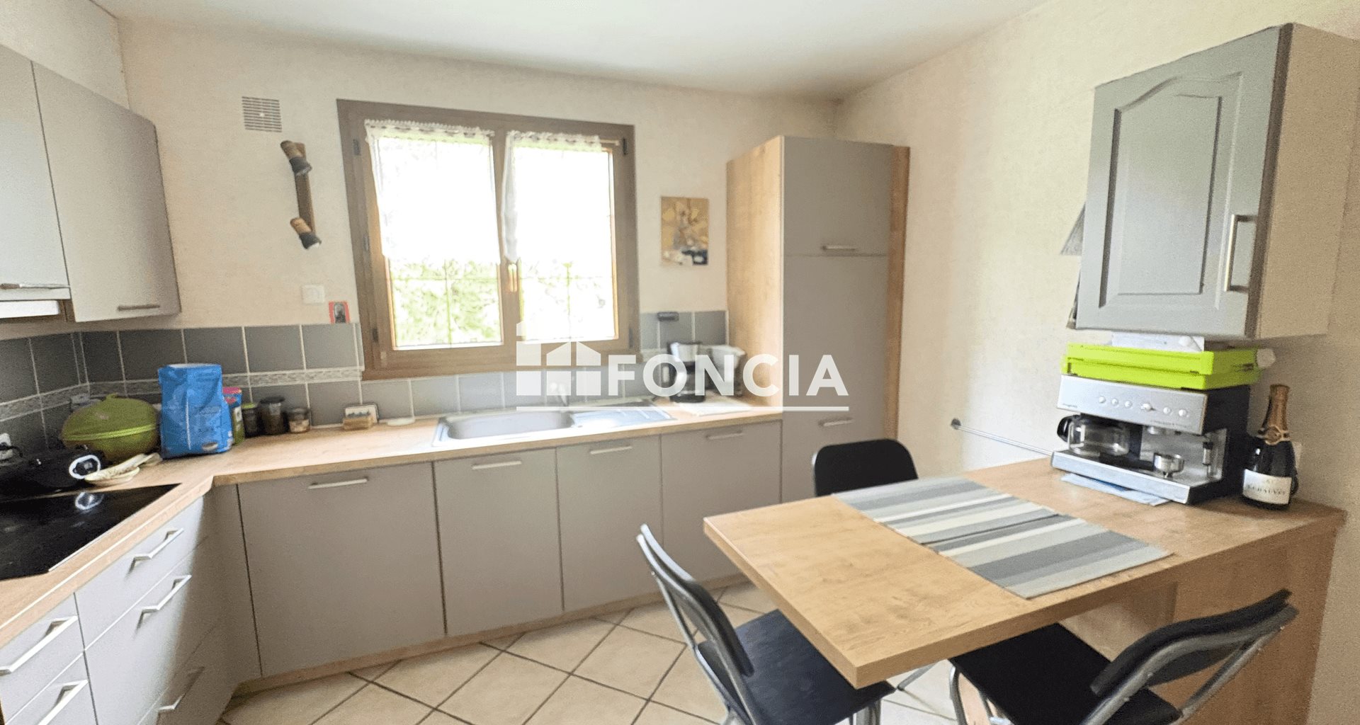 Maison à vendre, 109m², Jambville