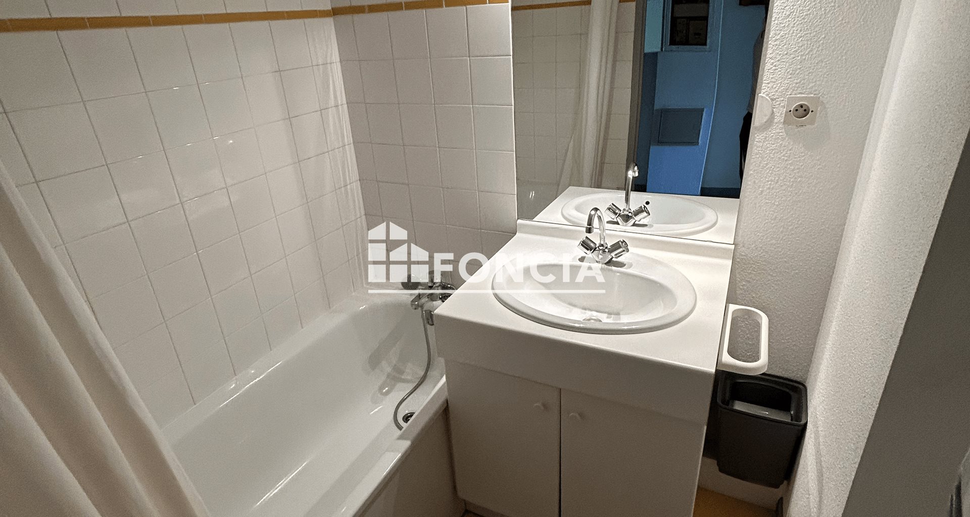 Appartement à louer, 18m², Valence