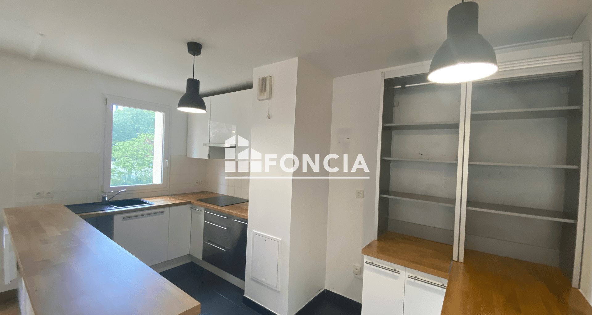 Appartement à louer, 62m², Châtillon