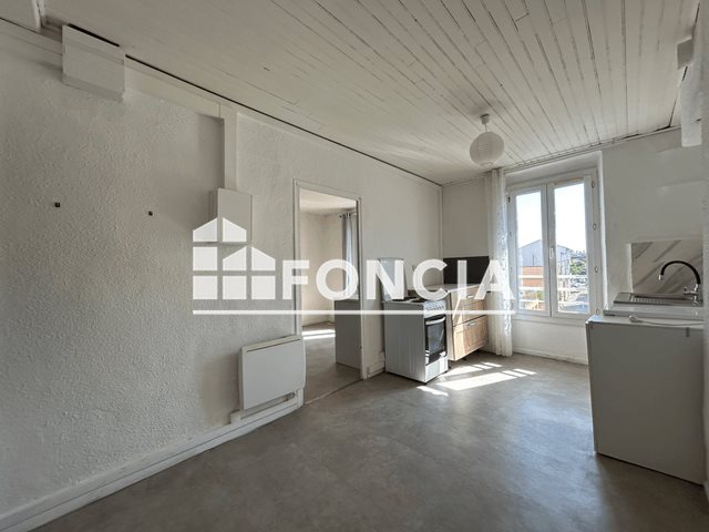 Appartement à louer, 36m², Marignane