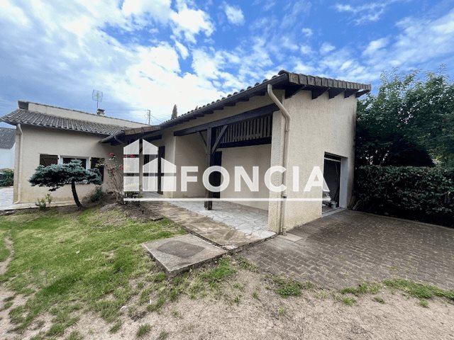 Maison à louer, 100m², Nontron