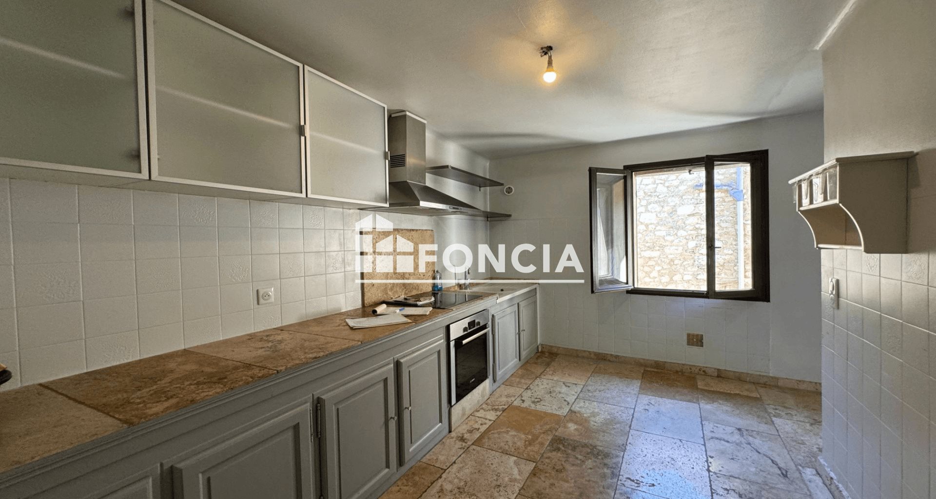 Maison à louer, 94m², Pernes-les-Fontaines