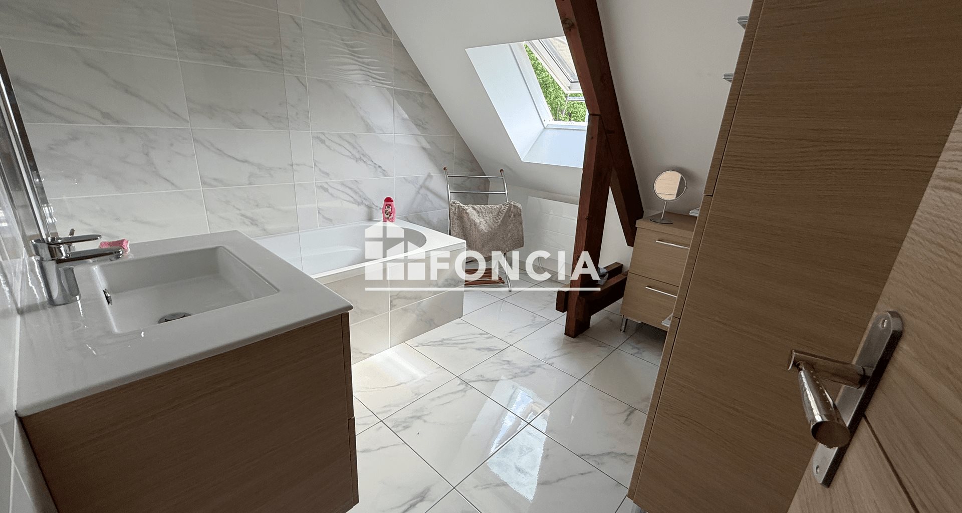 Maison à vendre, 127m², Emerainville