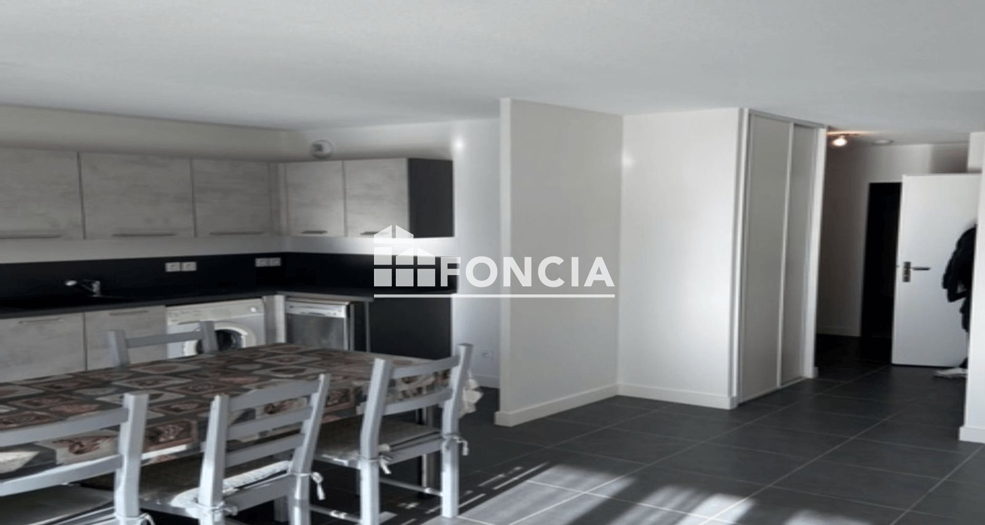 Appartement à louer, 67m², Tencin