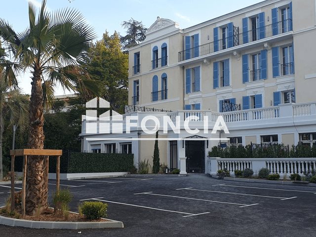 Appartement à louer, 56m², Cannes