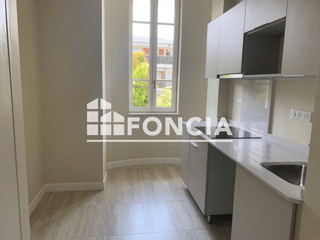 Appartement à louer, 56m², Cannes