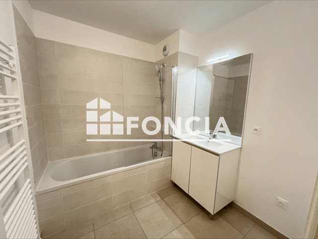 Appartement à louer, 62m², Annemasse