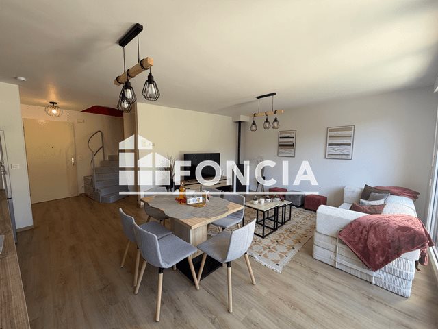 Appartement à louer, 79m², Sévrier
