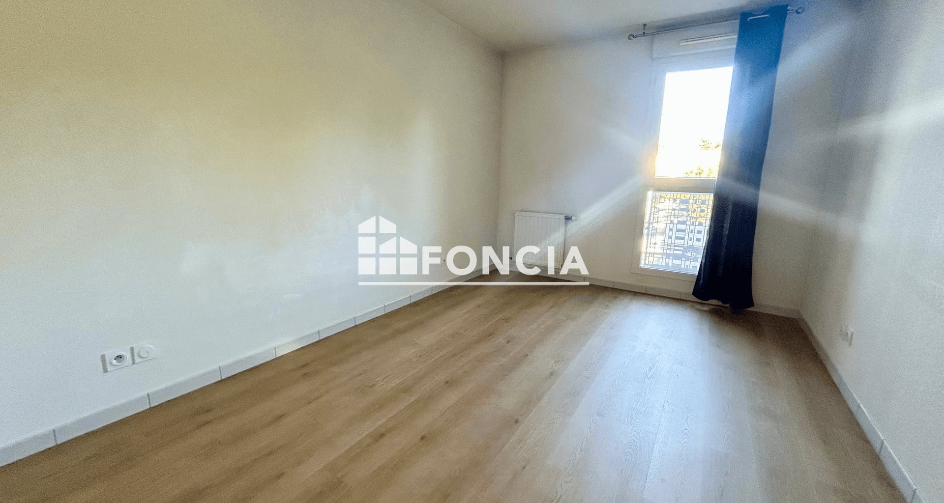 Appartement à louer, 45m², Vénissieux