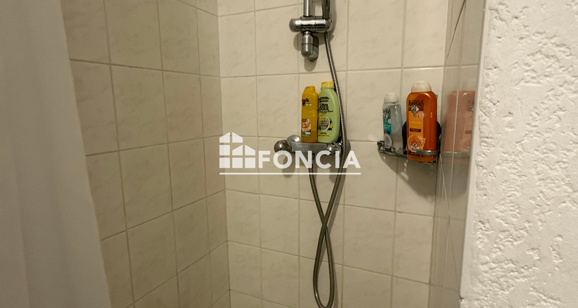 Appartement à louer, 18m², Saint-Étienne