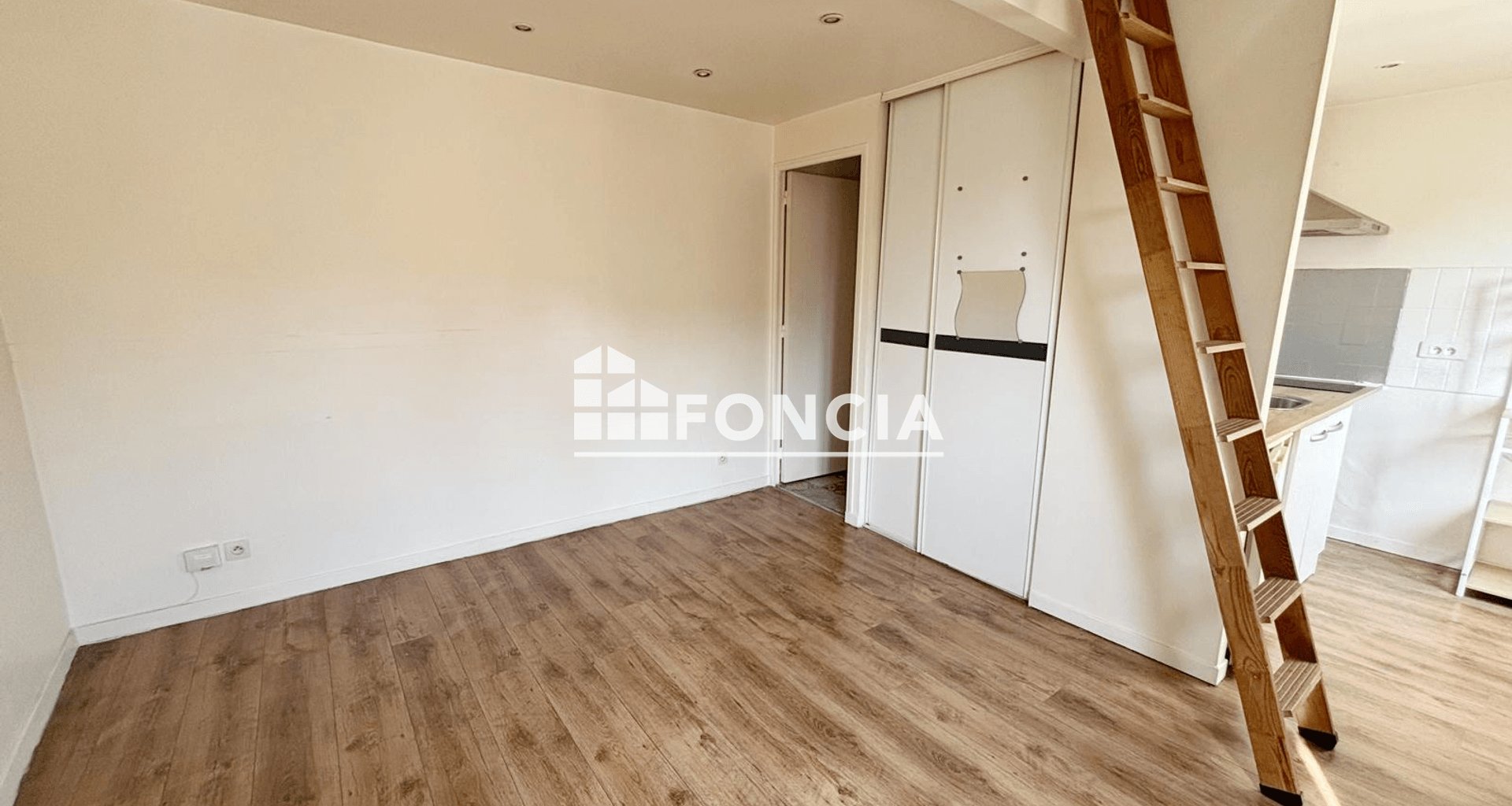 Appartement à louer, 17m², Igny