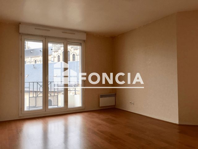 Appartement à louer, 67m², Orléans