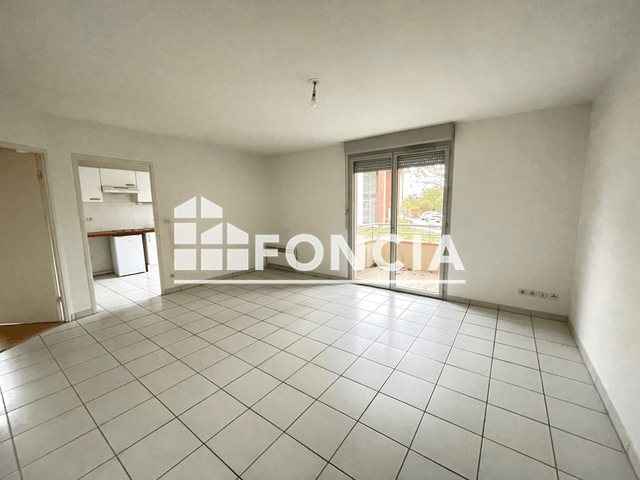 Appartement à louer, 46m², Launac