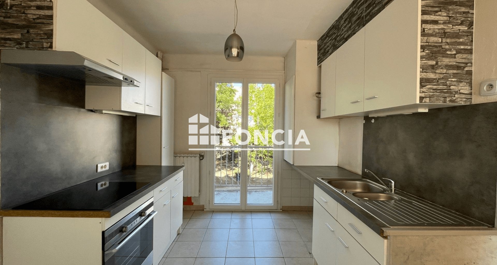 Appartement à louer, 55m², Orange