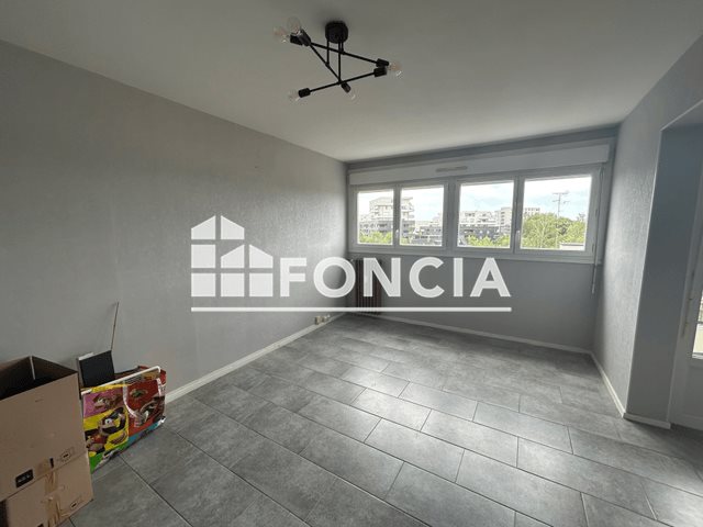 Appartement à louer, 77m², Metz