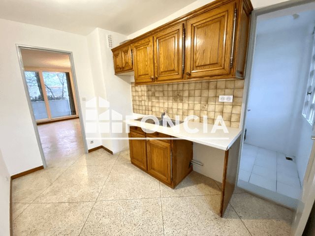 Appartement à louer, 65m², Vitrolles