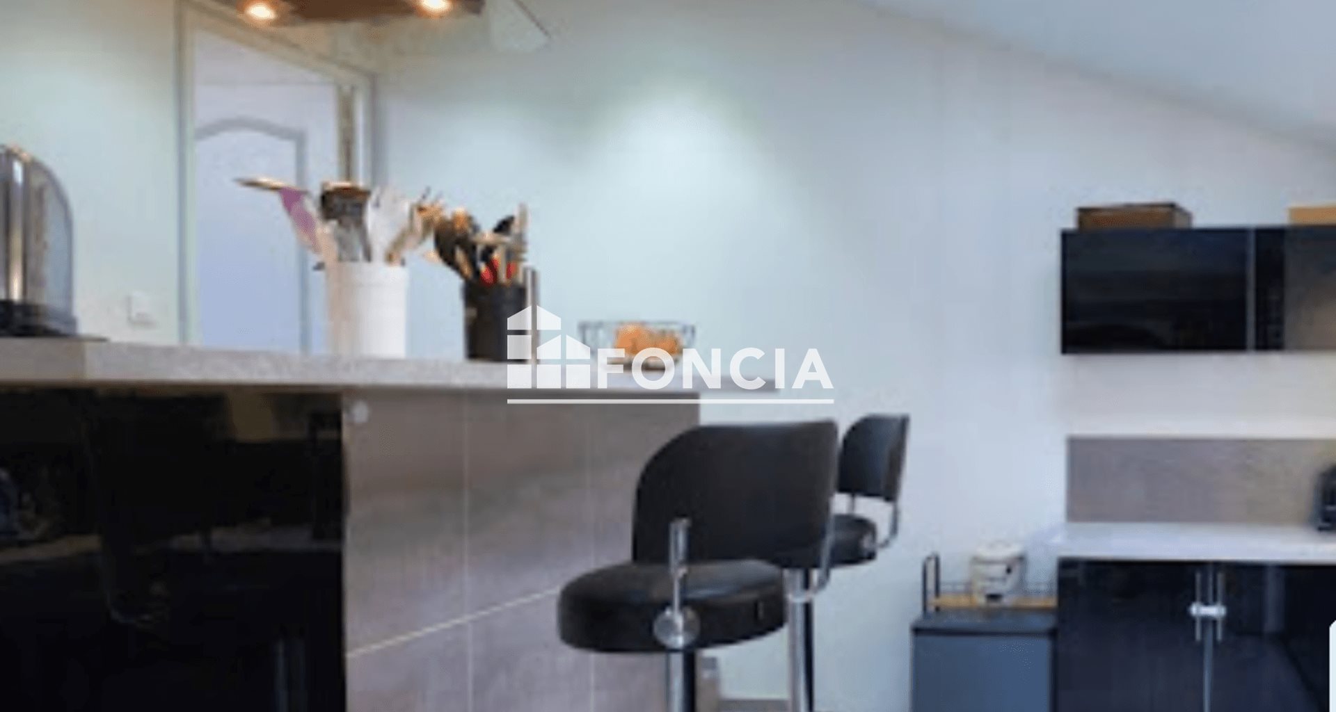 Maison à vendre, 220m², Solliès-Toucas