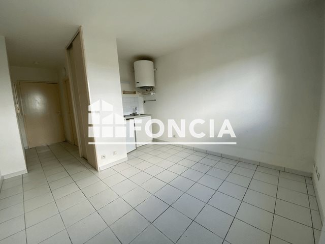 Appartement à louer, 17m², Talence