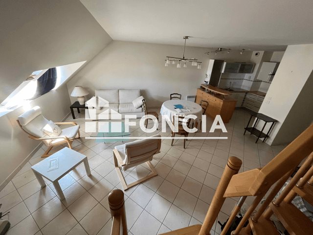Appartement à louer, 71m², Tours
